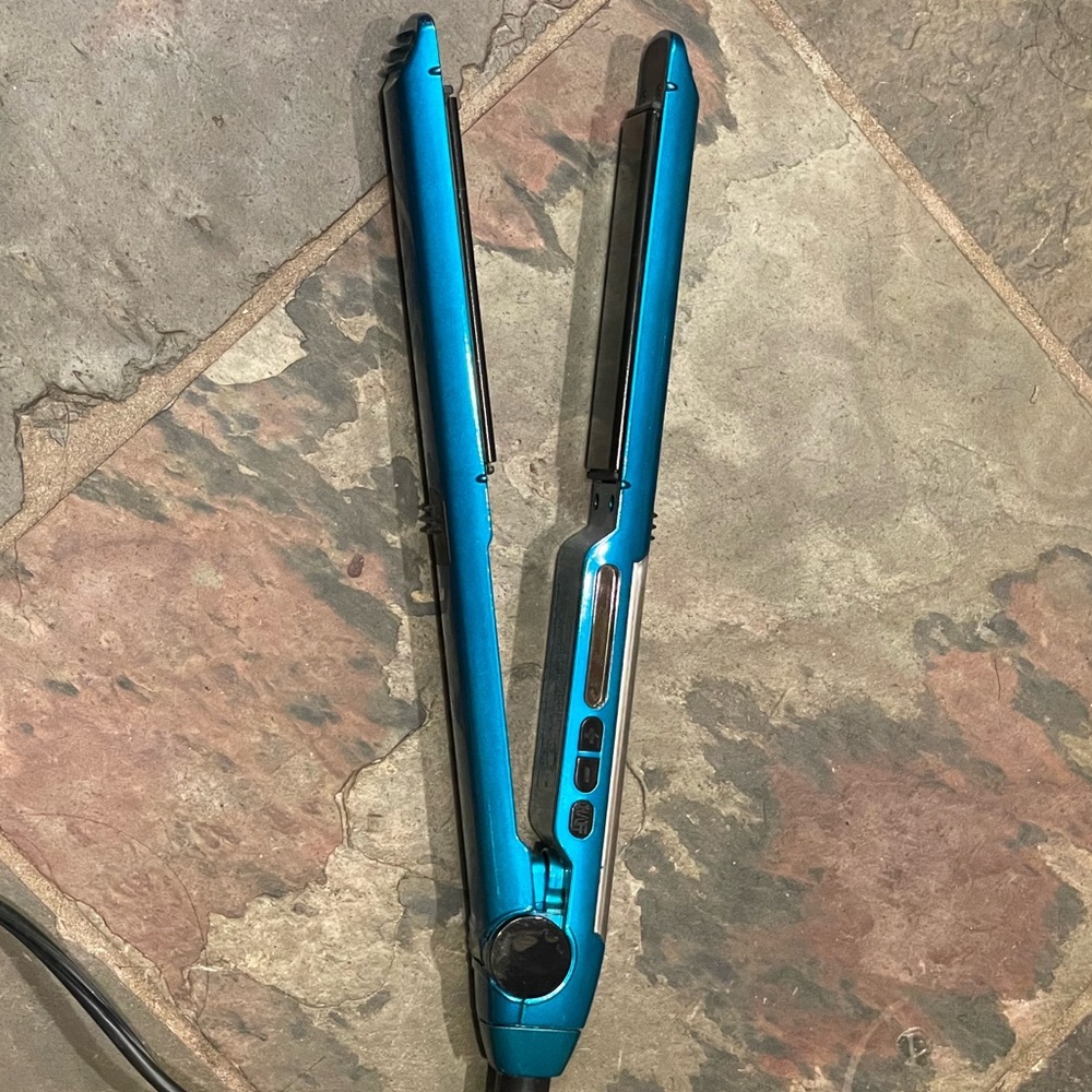 Conair Infiniti Pro Flat Iron